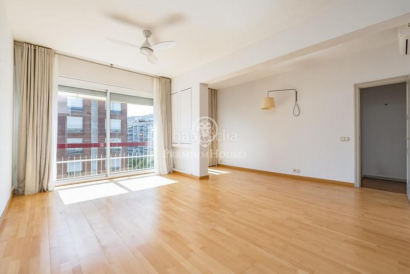 Foto e3ccf823-62e1-4a3d-b1f3-19560d3a3cbc. Piso magnífico piso en venta en la calle doctor ferrán en Barcelona