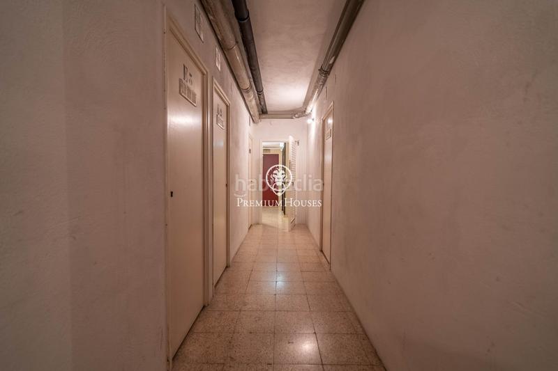 Foto 8a3e31f0-76d4-43eb-befa-b0e9a0af4e4b. Pis amb aparcament piscina a Putget - Farró Barcelona