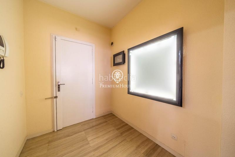 Foto 982be25f-5fb5-43dd-82d2-995700e1f912. Pis amb aparcament piscina a Putget - Farró Barcelona