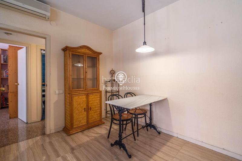 Foto d9c77a52-f837-4a52-bf9f-bfc8fdcde99a. Pis amb aparcament piscina a Putget - Farró Barcelona