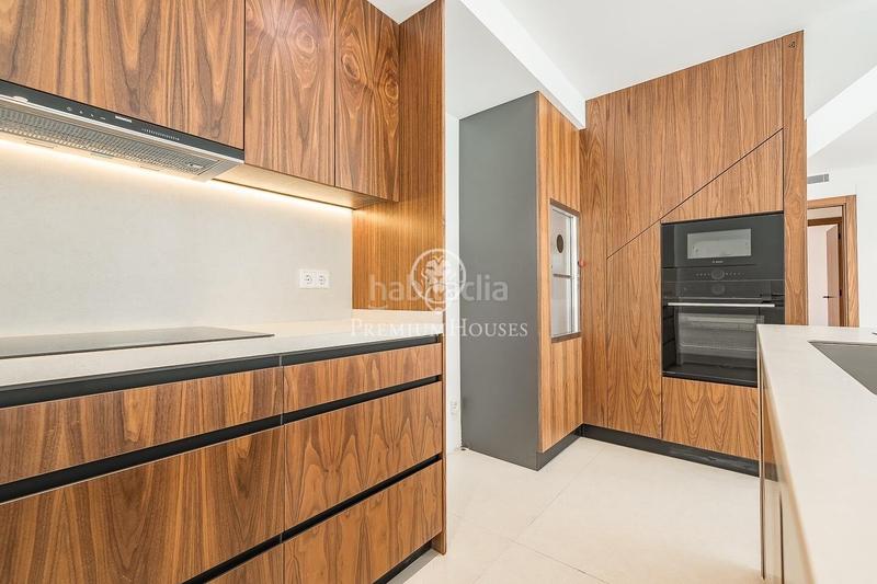 Foto 0d7d2ee6-5a5d-4e50-8684-1e9becc0f2f4. Dachwohnung mit parking in Centre - Estació Sant Cugat del Vallès