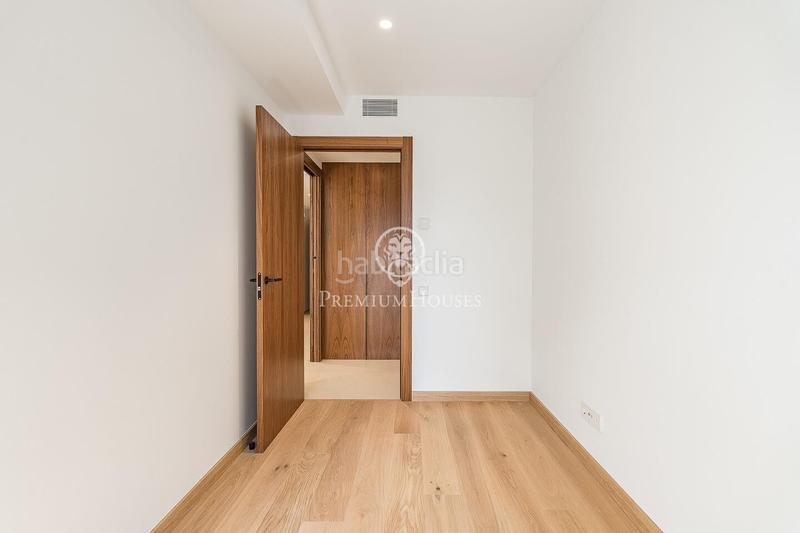 Foto 64cf19dc-b20c-4f71-a5b3-b0cf5d59cf78. Dachwohnung mit parking in Centre - Estació Sant Cugat del Vallès