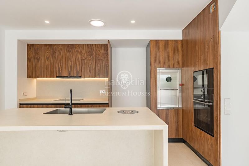 Foto 92a57605-6070-4321-9e23-6056167716d1. Dachwohnung mit parking in Centre - Estació Sant Cugat del Vallès