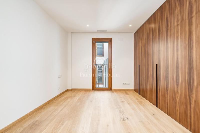 Foto bba096ae-2c5f-49ae-92c0-e6643d9525cc. Dachwohnung mit parking in Centre - Estació Sant Cugat del Vallès