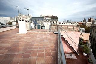 Location Attique à Raval. Excepcional dúplex  con terraza privada y vistas panorámicas a c