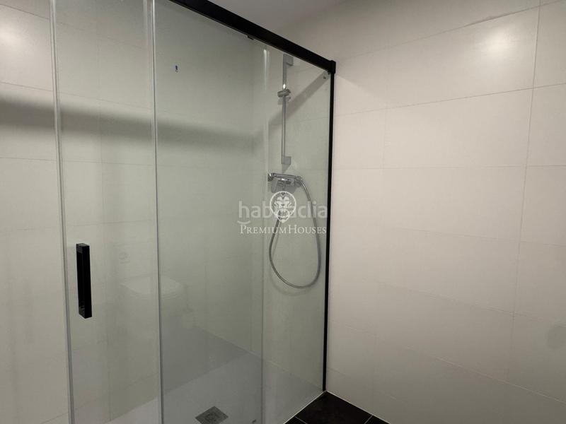 Foto 05ac00e4-4f86-4de0-a96d-753081a35b13. Alquiler dúplex moderno dúplex amueblado con piscina, parking y vistas a la naturaleza en Sabadell