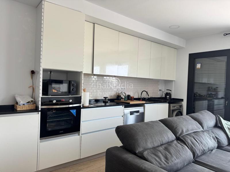 Foto 18b0df8f-0dbe-4a77-b048-28c49a9abd8f. Rent duplex with heating parking pool in Creu de Barberà Sabadell