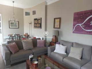 Rent Flat  Avenida avinguda diagonal. Luminoso piso en alquiler con encanto en diagonal
