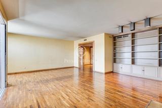 Pis a Pedralbes. Gran y luminoso piso en venta en pedralbes