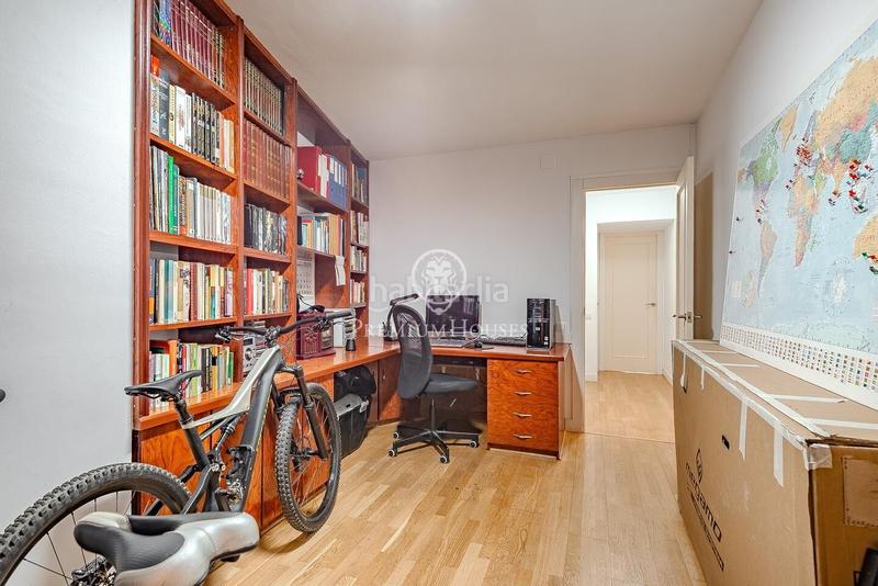 Foto 14a9b619-8774-4571-bd1b-8de332bab944. Etagenwohnung mit heizung parking in Sant Martí de Provençals Barcelona