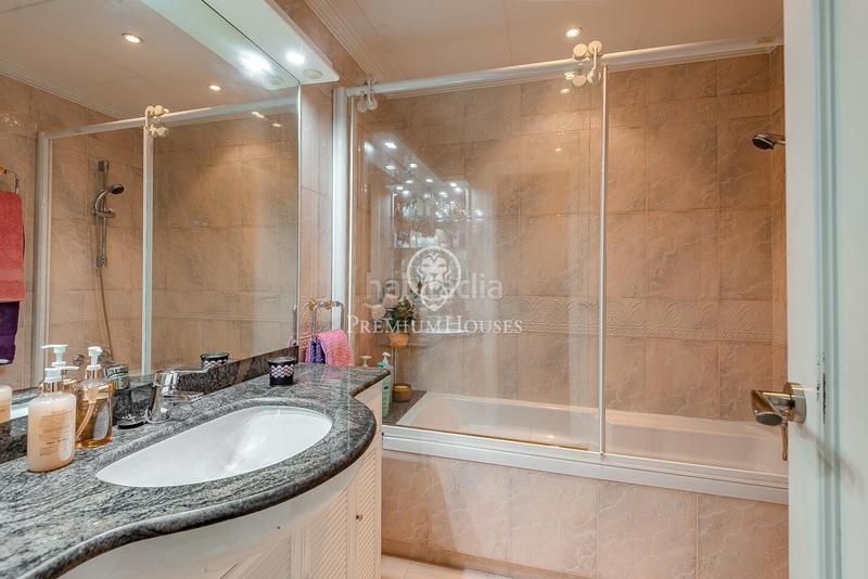 Foto 46a5827d-5133-40e1-b3fa-6c94ed7dd563. Etagenwohnung mit heizung parking in Sant Martí de Provençals Barcelona