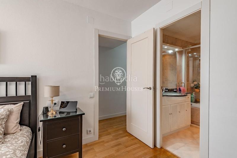 Foto 73517911-a1a5-4293-be21-629232df4c86. Etagenwohnung mit heizung parking in La Verneda - La Pau Barcelona