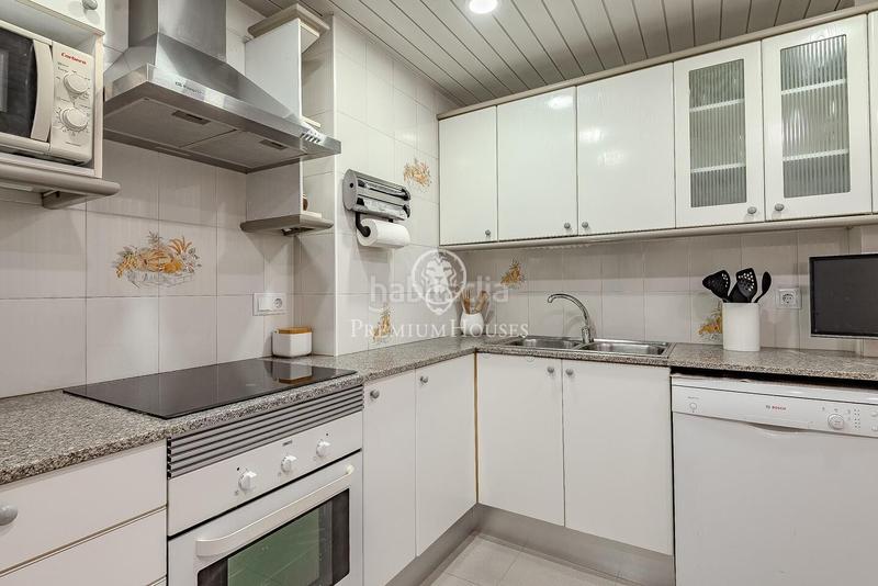 Foto 9d1722cc-4f23-452b-9bfa-e1622d72e8bb. Etagenwohnung mit heizung parking in Sant Martí de Provençals Barcelona