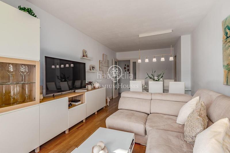 Foto b2b59b9a-3b37-48d8-a119-7305e8d236ef. Etagenwohnung mit heizung parking in La Verneda - La Pau Barcelona