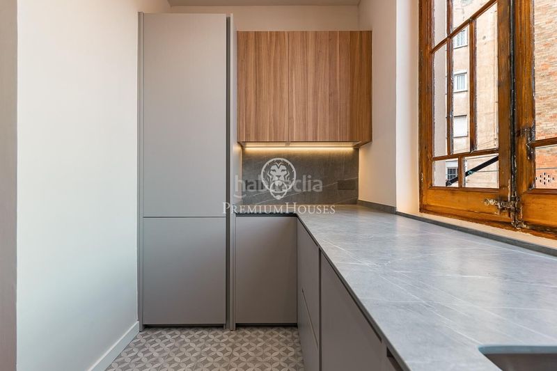 Foto 0162bc03-8705-4906-9a6a-1178396bc665. Pis amb calefacció a La Nova Esquerra de l´Eixample Barcelona