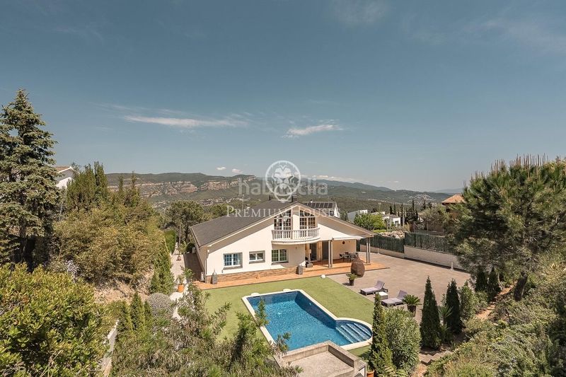 Foto 4512da26-631b-433d-8882-5f560f93e355. Casa amb calefacció aparcament piscina a Bigues i Riells del Fai