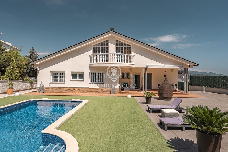 Foto 5a921c17-a241-4949-a042-be488be5f7ef. Casa amb calefacció aparcament piscina a Bigues i Riells del Fai