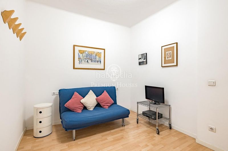 Foto 30e09809-aab2-4556-9783-ac19a6b25658. Apartament amb calefacció aparcament a La Nova Esquerra de l´Eixample Barcelona
