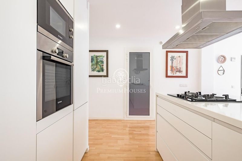 Foto c1c8d713-8a52-4374-928b-4c262839b8fb. Apartament amb calefacció aparcament a La Nova Esquerra de l´Eixample Barcelona