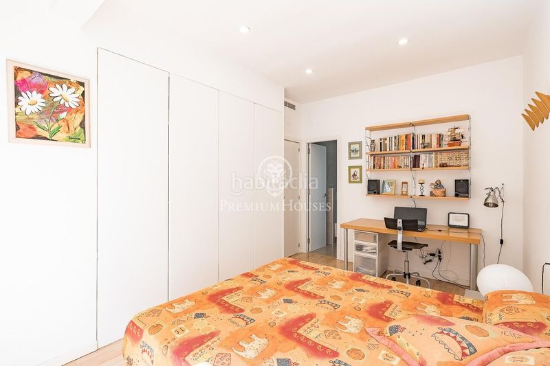 Foto c89b3631-a100-48a1-b5bf-6fa7de79f147. Apartament amb calefacció aparcament a La Nova Esquerra de l´Eixample Barcelona