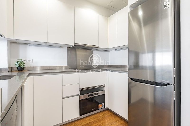 Foto bebb3cb6-6873-4a4e-9c3b-9a30c6db1208. Apartament a L´Antiga Esquerra de l´Eixample Barcelona