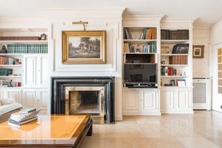 Pis a Tres Torres. Exclusivo piso de 118 m2 con balcón sur, chimenea y 2 parkings e