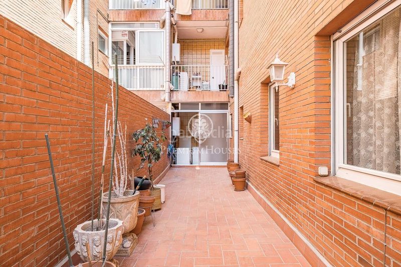 Foto d8532d1b-b5a7-41e0-bf65-62e4b11735be. Pis amb calefacció aparcament a Sant Gervasi - Galvany Barcelona