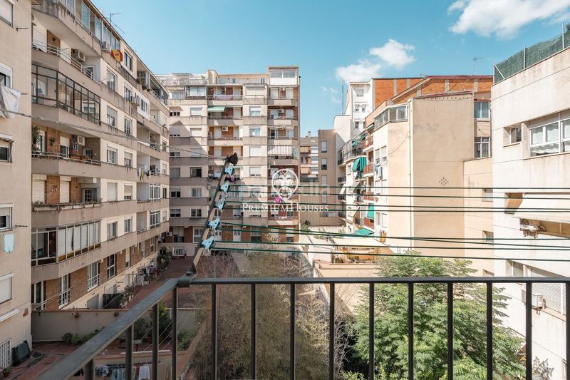 Foto 25a30c01-fc93-4e90-8965-b76f9aa74b4f. Apartament a Barri de les Corts Barcelona