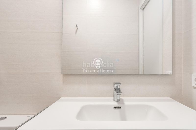 Foto 9094b673-ce01-445d-8c4f-204487d36b17. Apartament a Barri de les Corts Barcelona