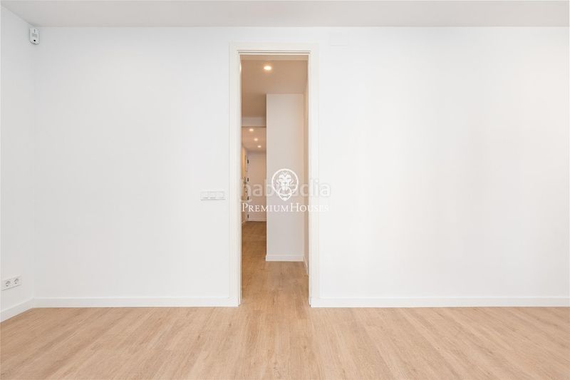 Foto b5e4622a-4602-4f60-b9b3-caed4cc29b6e. Apartament a Barri de les Corts Barcelona