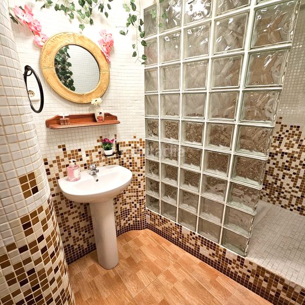 Foto 59458679-2c4d-4a9e-aa76-50ce2f4bb4de. Loft a El Poble Sec - Parc de Montjuïc Barcelona
