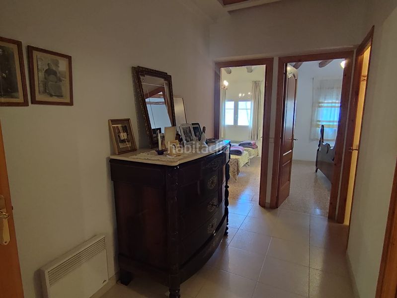 Foto d9aa59c9-11a4-4f91-9b5c-c2d643b6483f. Casa a schiera in carrer de la saltadora 3 in Ulldemolins