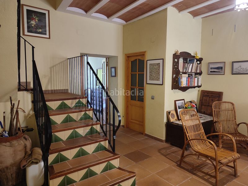 Foto de11d2c3-8b3c-49bc-81c8-c22aa559b4a2. Casa a schiera in carrer de la saltadora 3 in Ulldemolins