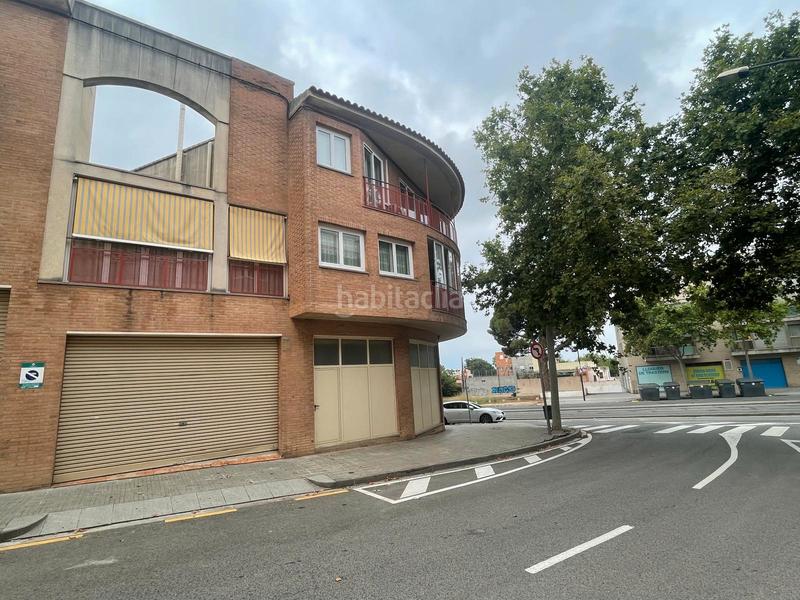 Foto 04dea490-e26e-428a-a42d-1fa77baf1149. Casa adossada a avinguda de salou 126 a Migjorn Reus