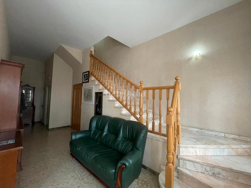 Foto 0e68e8bd-84d5-485f-b124-58ac9d724cd2. Casa adossada a avinguda de salou 126 a Migjorn Reus