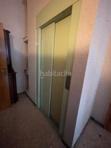 Foto 5d361733-8029-4252-b01a-0d44cc71f616. Casa adossada a avinguda de salou 126 a Migjorn Reus