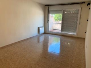 Maison jumelée  Carrer miralcamp 25. Casa adossada en venda a pira