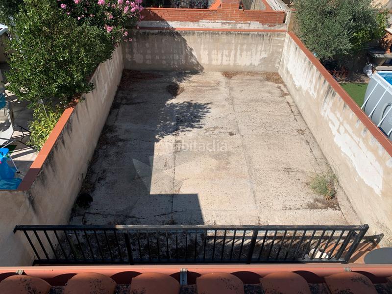 Foto 5ed61533-cfb6-4035-b550-c373062b8af3. Casa adosada en carrer miralcamp 25 casa adossada en venda a en Pira