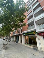 Pis a Carrer de cambrils 4. Piso en venta en reus con plaza de parking incluida