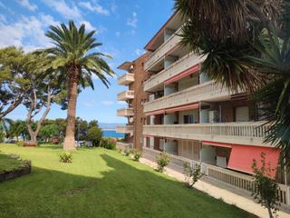 Appartement à Carrer de la punta del cavall 29. Se vende apartamento en salou cerca de la playa