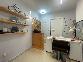 Rent Business premise in Carrer nou 4. Locales en alquiler en l´espluga de francoli, centre, con aseo