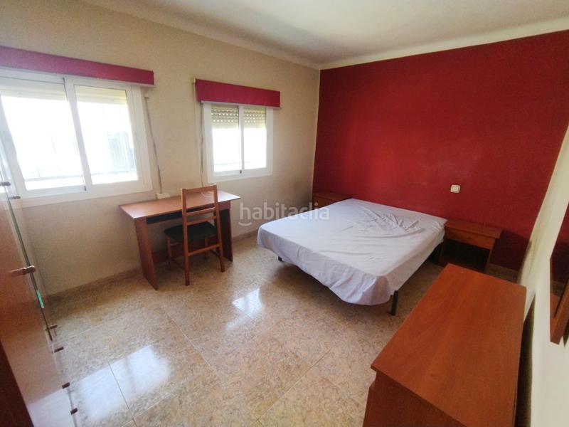 Foto 143d106c-36c3-4cc8-92f2-bcc86ea949ab. Pis a Peñamefecit - Avda Barcelona Jaén