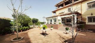 Xalet  Camino de sierra magina. Espectacular casa en ciudad jardín