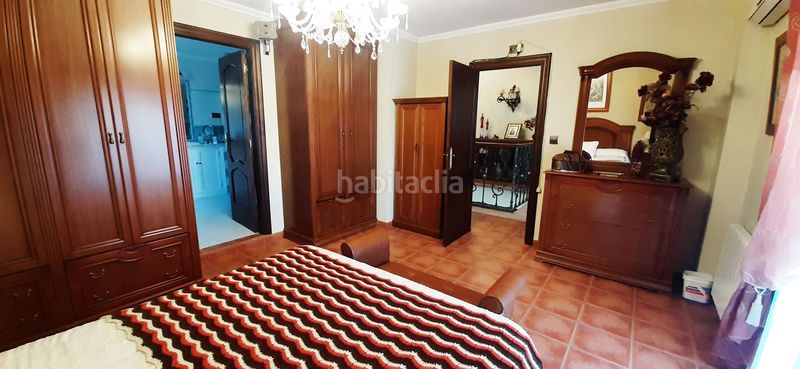 Foto e0a4d5cf-c0dd-4784-be41-3a724df6797c. Xalet amb calefacció aparcament piscina a Guardia de Jaén (La)