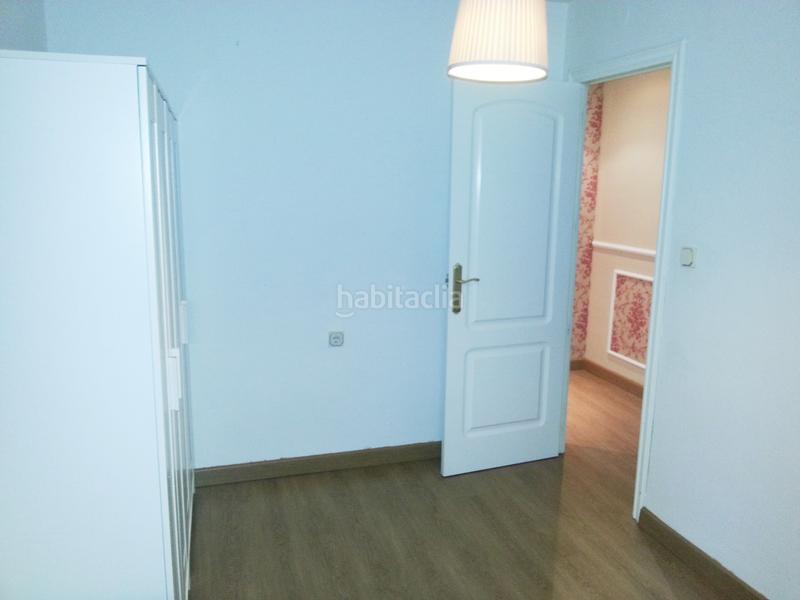 Foto d9998615-4c4d-4017-b202-bf80302cf746. Piso montero moya en San Felipe - El Almendral - La Merced Jaén