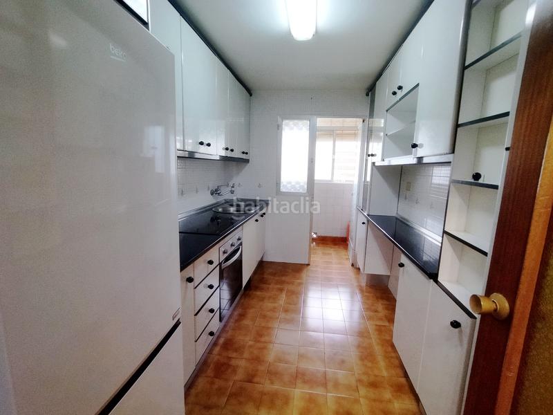 Foto cc569b91-ae1d-4ca5-a2c7-608af684229c. Appartement avec parking dans Peñamefecit - Avda Barcelona Jaén
