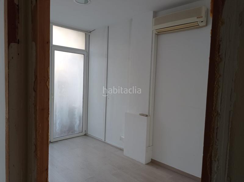 Foto 0a3143da-a425-44c5-8fe2-f5bf16b4ab84. Local comercial a Eixample Tarragona