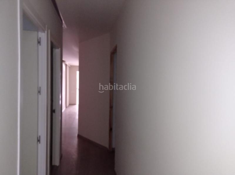 Foto d8951944-bad3-40a0-87f4-f1121d8c89f5. Local comercial a Eixample Tarragona