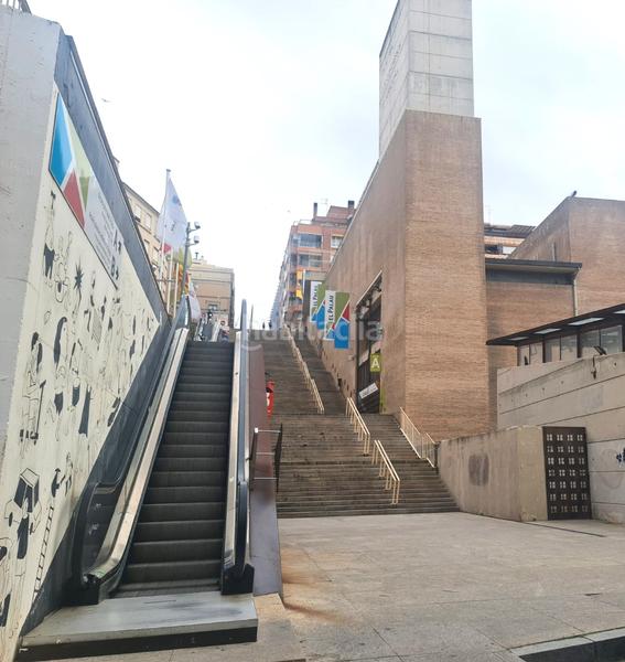 Foto b4912d06-f985-47ec-b4b2-ad6365039565. Zweistöckige wohnung mit heizung in Barris Marítims Tarragona