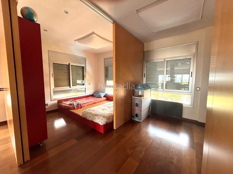 Foto 20bd3775-b00b-40cd-87f1-8eaa5eee6a4a. Dúplex amb xemeneia calefacció aparcament piscina a Salou